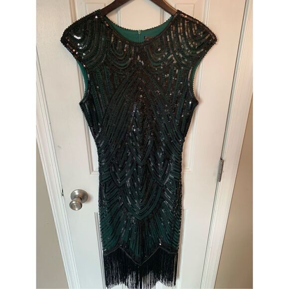 1920 like dress with sequins, black and green size small - Picture 1 of 6
